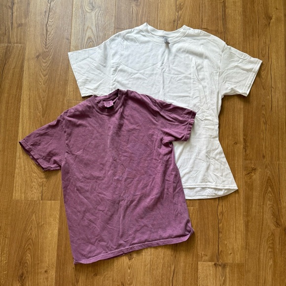 Women’s t shirts - Picture 1 of 3